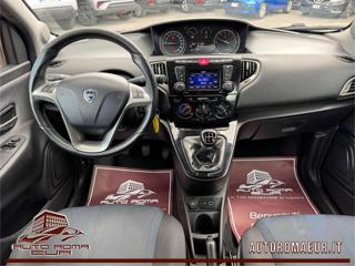 LANCIA Ypsilon usata, con Park Distance Control