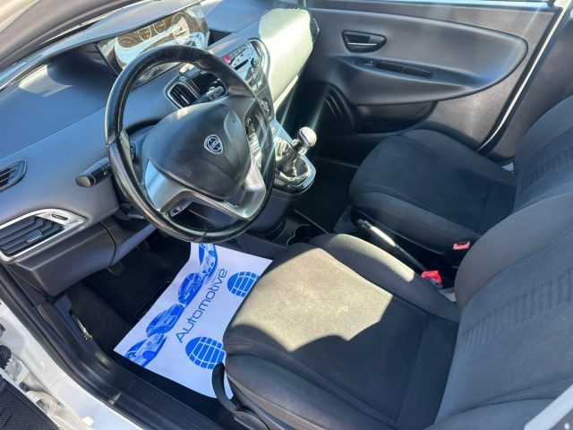 LANCIA Ypsilon usata, con ESP