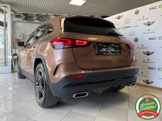 MERCEDES-BENZ GLA 200 usata, con Autoradio digitale