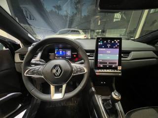 RENAULT Captur usata, con USB