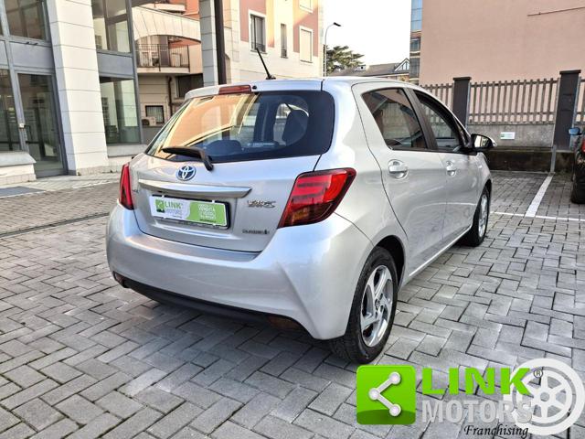TOYOTA Yaris usata, con Fendinebbia