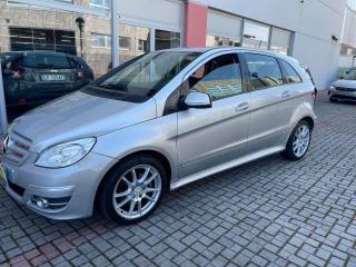 MERCEDES-BENZ B 200 usata, con Airbag