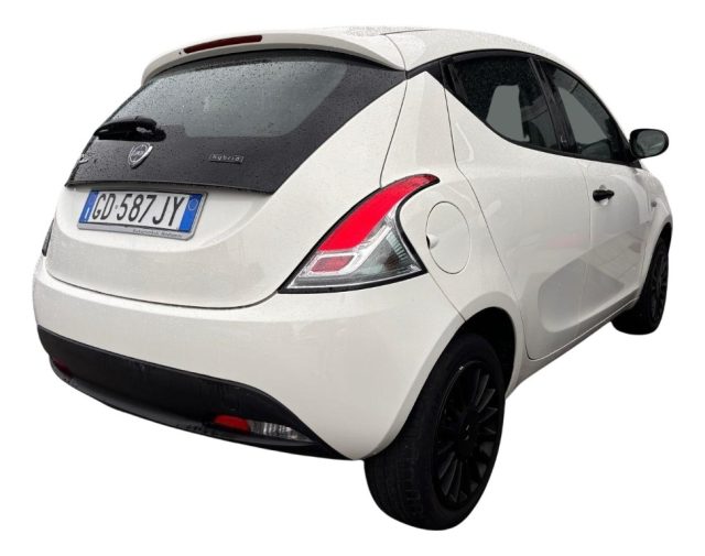 LANCIA Ypsilon usata, con Airbag