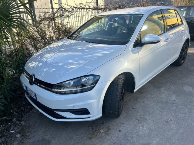 VOLKSWAGEN Golf usata, con ABS