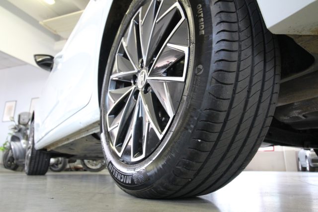 SKODA Kamiq usata, con Sedile posteriore sdoppiato