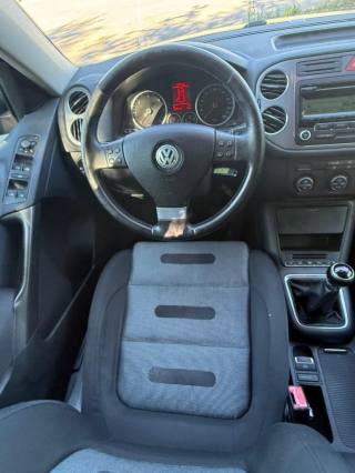 VOLKSWAGEN Tiguan usata 17