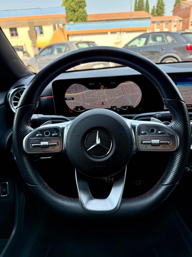 MERCEDES-BENZ A 180 usata, con Cronologia tagliandi