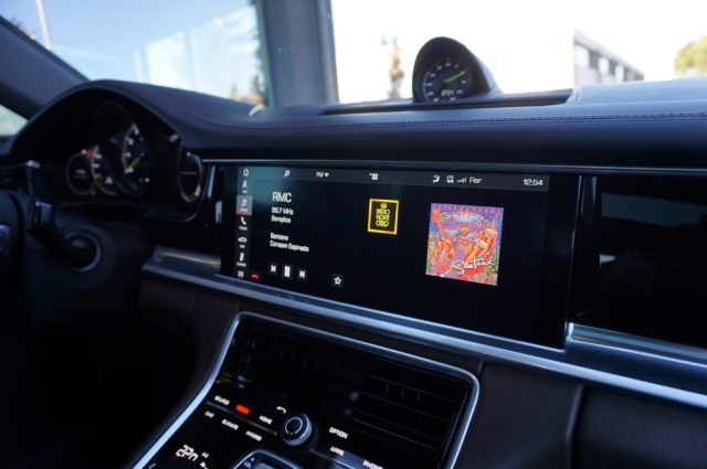 PORSCHE Panamera usata, con Park Distance Control