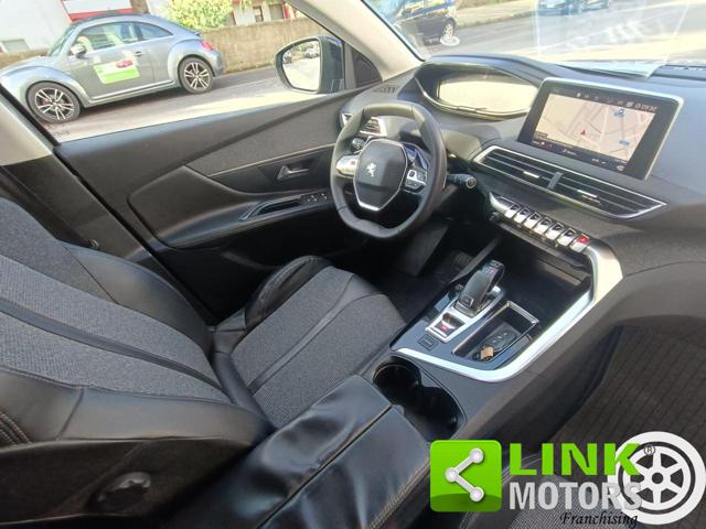 PEUGEOT 3008 usata, con Autoradio