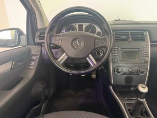 MERCEDES-BENZ B 180 usata 14