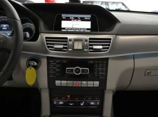 MERCEDES-BENZ E 250 usata, con Autoradio