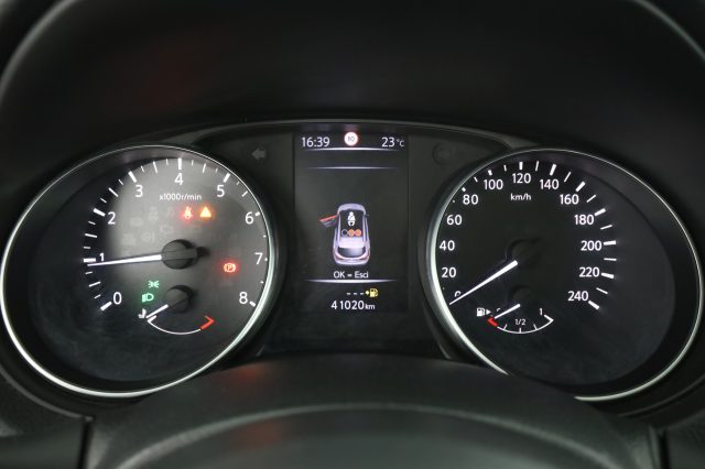 NISSAN Qashqai usata 6