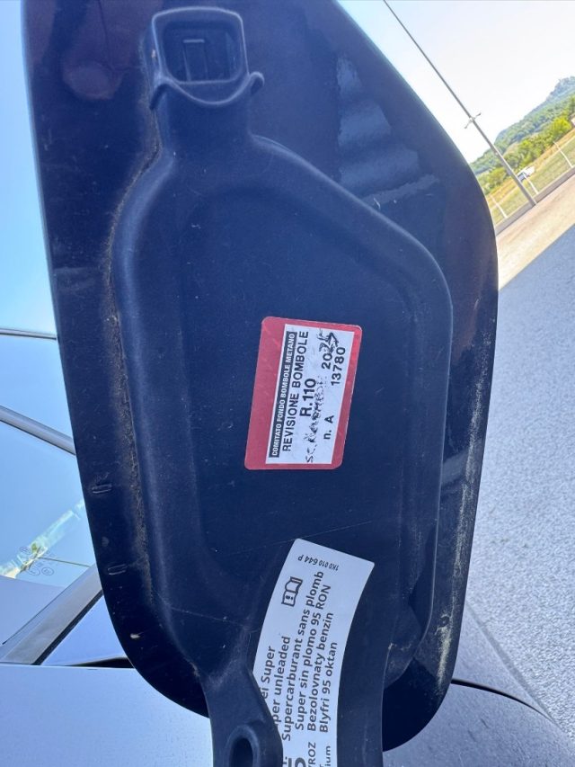 VOLKSWAGEN Golf usata 23