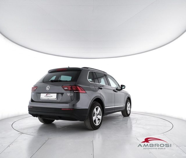VOLKSWAGEN Tiguan usata 2