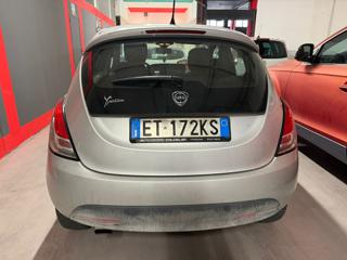 LANCIA Ypsilon usata, con Lettore CD