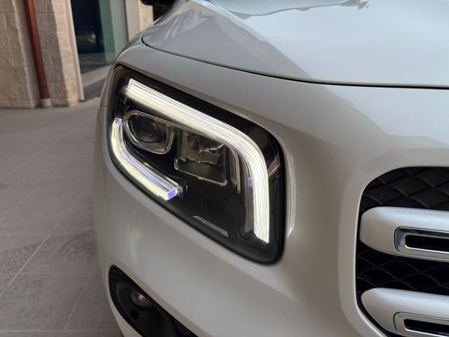 MERCEDES-BENZ GLB 200 usata, con Luci diurne
