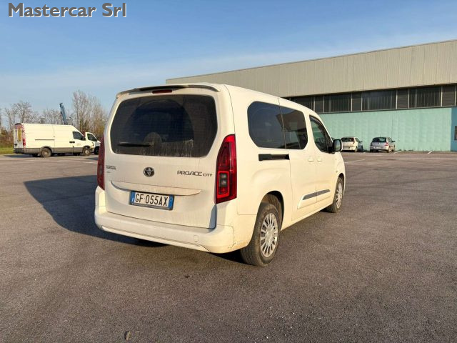 TOYOTA Proace City usata, con Boardcomputer