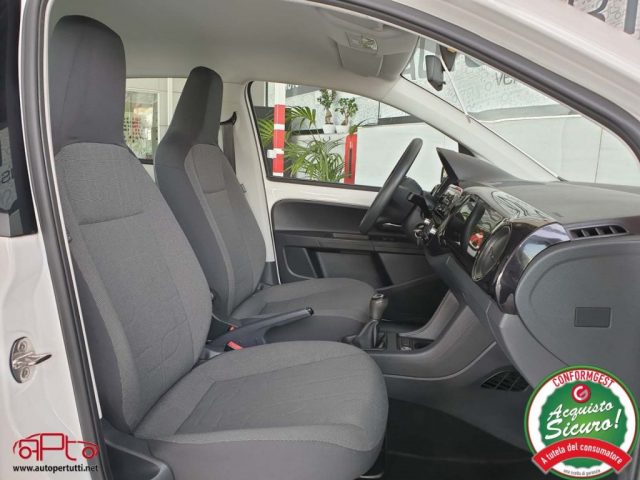 VOLKSWAGEN up! usata, con Sensori di parcheggio posteriori