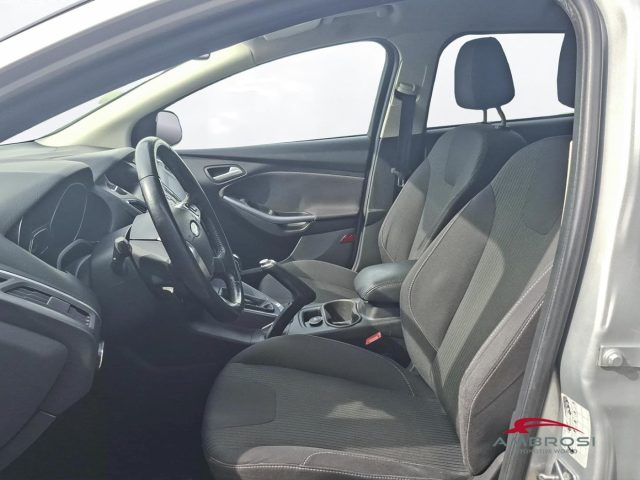 FORD Focus usata 9