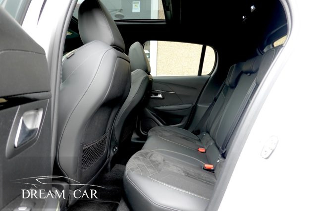 PEUGEOT 208 usata, con Controllo automatico clima