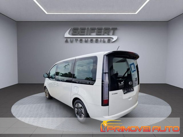 HYUNDAI Staria usata, con Controllo trazione