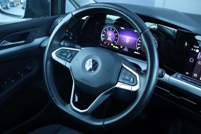 VOLKSWAGEN Golf usata, con Luci diurne