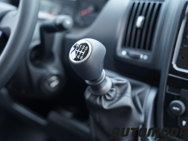 PEUGEOT Boxer usata, con Sensori di parcheggio posteriori