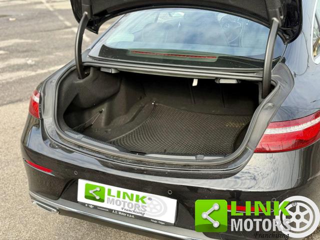 MERCEDES-BENZ E 220 usata, con USB