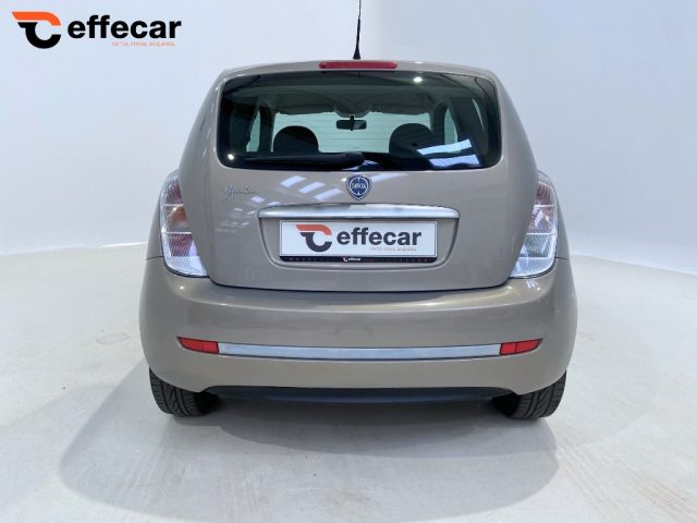LANCIA Ypsilon usata, con Autoradio