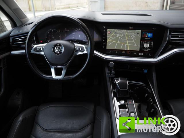VOLKSWAGEN Touareg usata, con Cruise Control