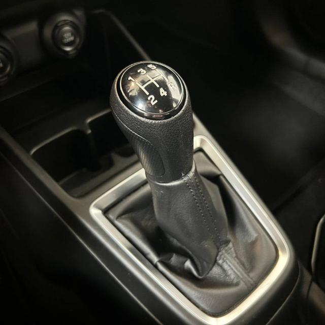 SUZUKI Swift usata, con Sedile posteriore sdoppiato