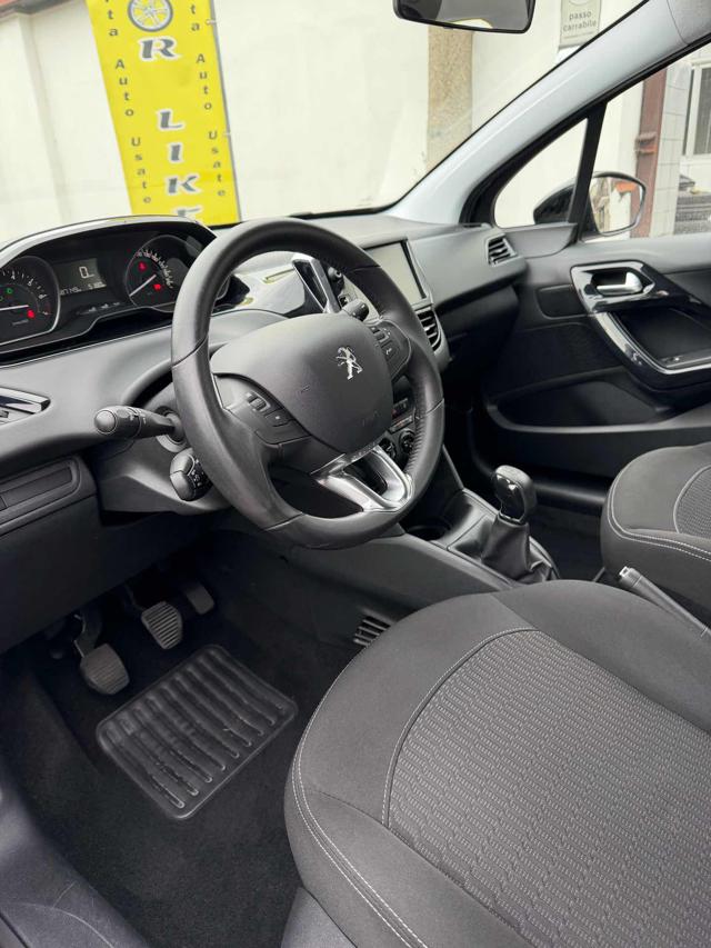 PEUGEOT 208 usata, con Fendinebbia