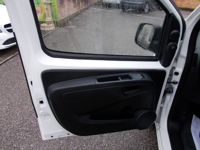 FIAT Fiorino usata, con USB