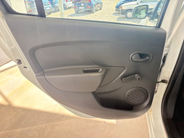 DACIA Logan usata, con Bluetooth