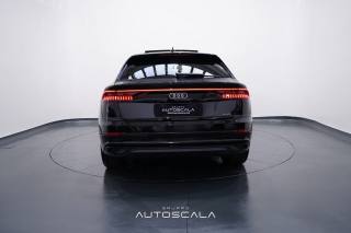 AUDI Q8 usata, con Alzacristalli elettrici