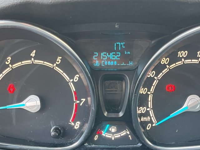FORD Fiesta usata, con USB