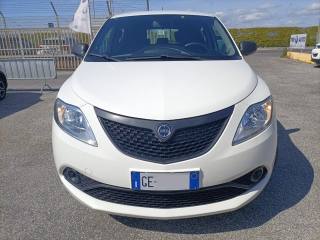 LANCIA Ypsilon usata, con Airbag