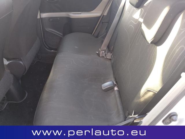 TOYOTA Yaris usata, con Boardcomputer