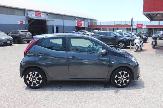 TOYOTA Aygo usata, con Sensore di luce