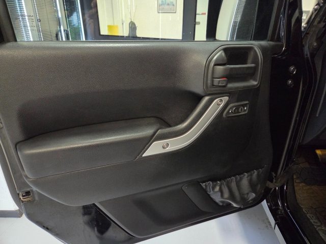JEEP Wrangler usata, con Bluetooth