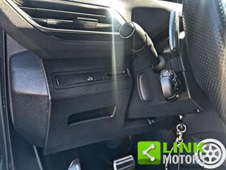 PEUGEOT 3008 usata, con USB