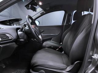 LANCIA Ypsilon usata, con Controllo trazione