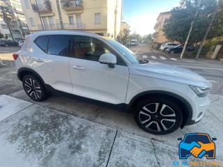 VOLVO XC40 usata, con Airbag laterali