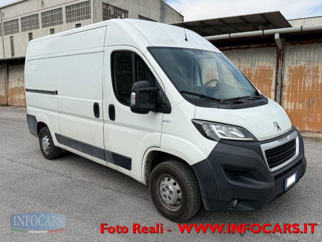 PEUGEOT Boxer usata, con ABS