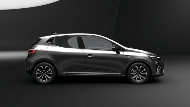RENAULT Clio usata, con Airbag
