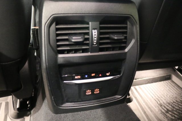 BMW 320 usata, con Sensori di parcheggio posteriori