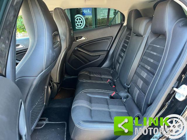 MERCEDES-BENZ GLA 220 usata, con Sedile posteriore sdoppiato