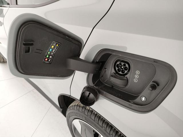 VOLVO EX30 usata, con USB
