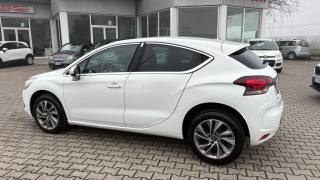 DS AUTOMOBILES DS 4 usata, con Autoradio