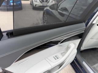 AUDI A8 usata, con Park Distance Control